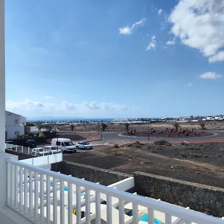 Perla Blanca En Feriehus Playa Blanca (Lanzarote)