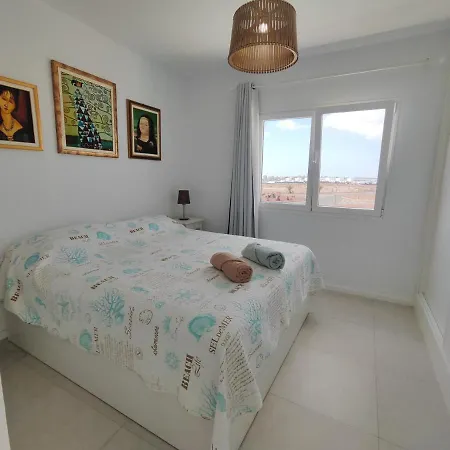 Perla Blanca En Feriehus Playa Blanca (Lanzarote)